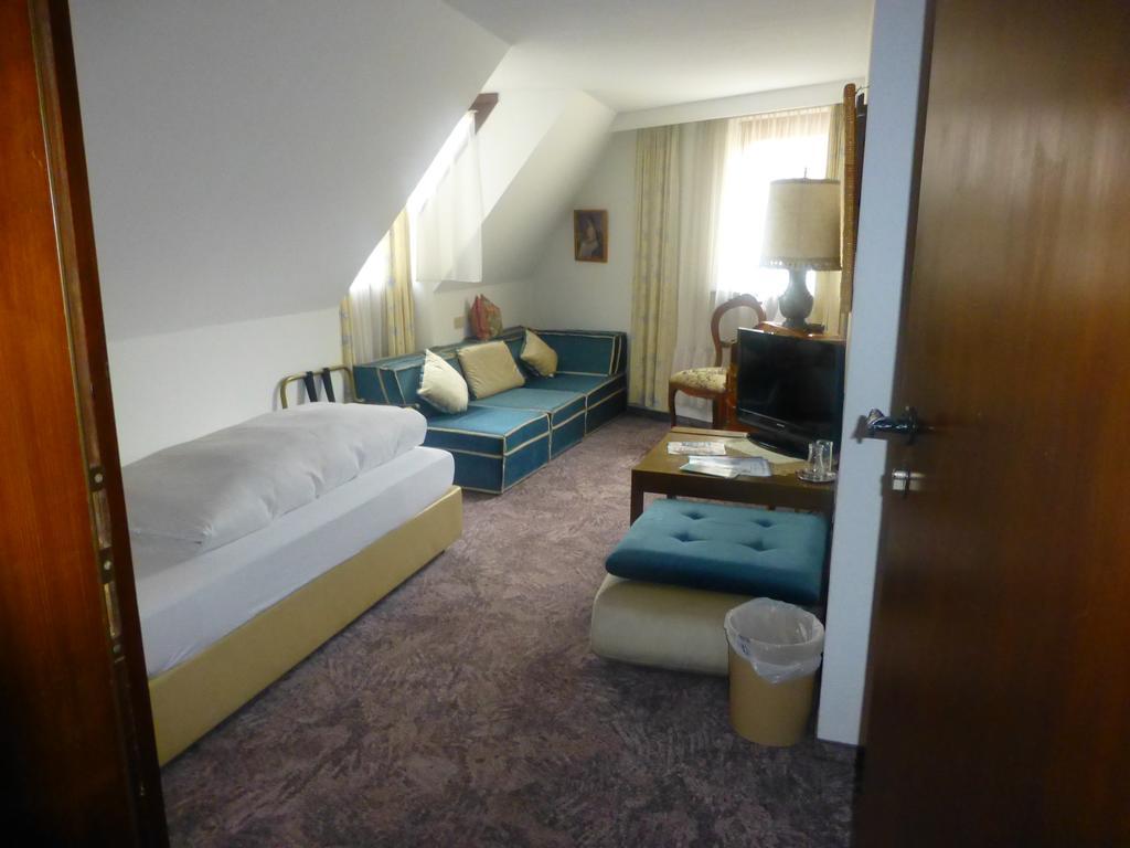 Resengoerg Hotel Ebermannstadt Room photo